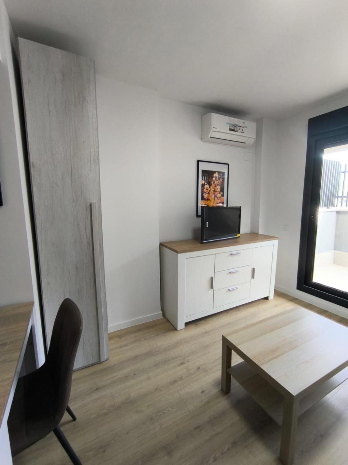 Estudios Homer Y Disney Con Piscina Olimpica Climatizada, Exterior,Gimnasio, Coworking, Netflix Y Wifi Gratis San Sebastián de los Reyes Exterior foto
